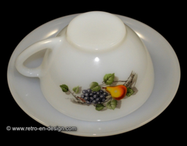 Tasse à thé ou bol à soupe Arcopal Fruits de France avec soucoupe blanche