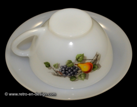 Tea cup or soup bowl Arcopal Fruits de France with white saucer