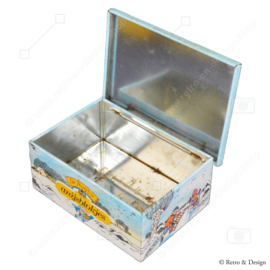 Caja rectangular de hojalata vintage con una escena de invierno para cubos de anís de De Ruijter