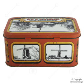 "Bring the Flavour of Nostalgia into Your Home with This Vintage SRV Speculaas Tin!"