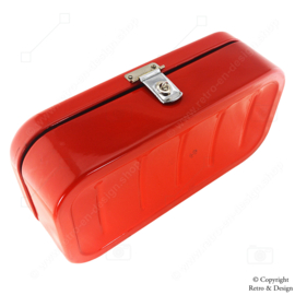 Beautiful Red Vintage/Brocante Enamel Bread Box (1940-1960): A Timeless Kitchen Classic