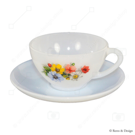 Tasse et soucoupe vintage avec bouquet champêtre "Anémones" par Arcopal France