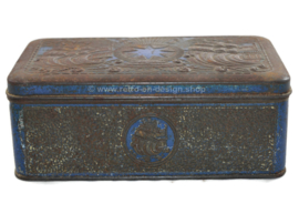 Tobacco tin in blue/silver with embossed decorations of ships for star-tobacco by Niemeijer