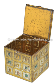 Vintage tin jewellery box in cube shape with details of gemstones