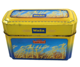 Geel/blauwe blikken doos voor Crackers van Wasa met afbeelding van rijp graan