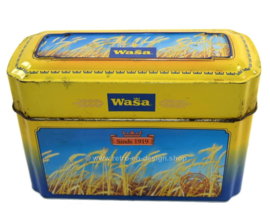 Boîte métallique jaune / bleue pour les biscuits Wasa avec une image de grain mûr