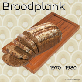 Vintage houten broodplank of snijplank met tekst "Brood"