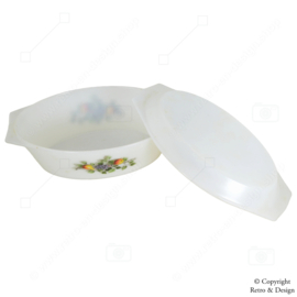 "Retro Style: Oval Arcopal Fruits de France Oven Dish - A Timeless Culinary Masterpiece in Elegant Design!"