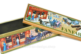 Nostalgic vintage rectangular tin for Fanfare chocolate