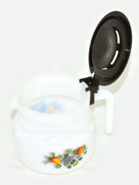 Koffiepot of theepot van Arcopal, Fruits de France met appel, druif en peer motief