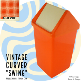 Vintage Lata de Basura "Swing" de los años 1970 de Curver: Una Pieza Atemporal de Historia en Naranja/Blanco