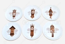 Ensemble de six assiettes à pâtisserie en complément du célèbre Nutroma - Mitterteich vaisselle, horloges