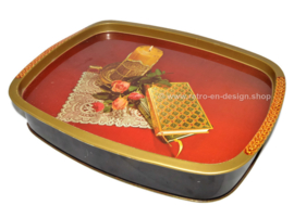 Vintage cookie tin with lid which also can be used as tray