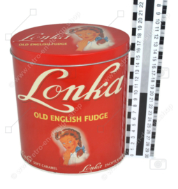 Oval red retro tin made by Lonka for soft caramel