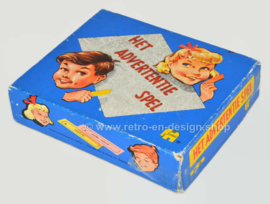 Het advertentie spel, verknipte advertenties, humoristische combinaties