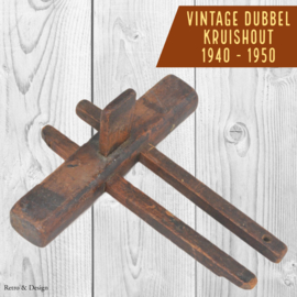 Origineel dubbelkruishout, oud vintage timmermansgereedschap