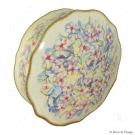 Betoverende Nostalgie: Vintage Koektrommel met Tijdloze Elegantie van Douwe Egberts