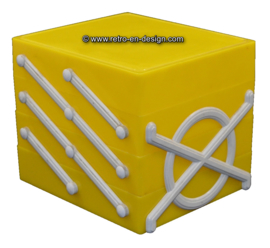 Plastic cube, foldable storage box