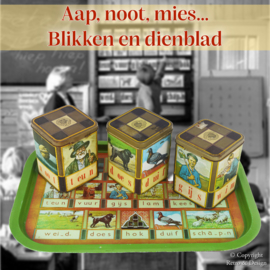 Set vintage blikken en dienblad met het iconische "Aap, Noot, Mies" Leesplankje!