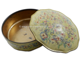 Round brocante fifties biscuit box with flowers