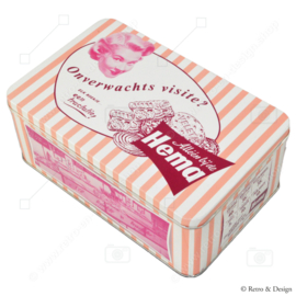 The Nostalgia of HEMA is Captured in This Beautiful Pink Retro Cookie Tin!