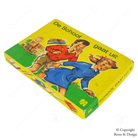 Vintage Bordspel "De School gaat uit" (1959) van Jumbo – Retro Charme en Nostalgie
