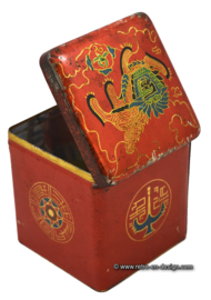 Vintage cube shaped tin with oriental motifs for VAN NELLE LOTUS THEE