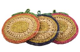 Vintage raffia/rieten pannenonderzetter in appelvorm en verschillende kleuren, jaren 60-70