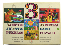 Boîte contenant trois puzzles de Jumbo vintage