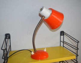 Vintage oranje bureaulampje merk Hala
