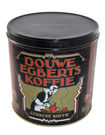 Ronde blikken winkelvoorraad bus voor koffie van Douwe Egberts, Lekkere koffie... ​