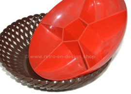 Vintage jaren 60 / 70 gevlochten plastic snackschaal van Emsa in bruin en rood