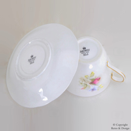 Tasse et Soucoupe Vintage - Duchess, Bone China - Roses & Fleurs - Bordure Dorée - Fabriqué en Angleterre