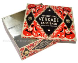 Reproducción de la lata cuadrada original de la tienda Verkade Royal Mixed con papel de envolver de 1925