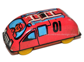 Oude vintage blikken Russiche speelgoed garage met auto's