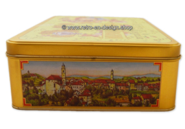 Large Italian biscuit tin,  Amaretti Virginia