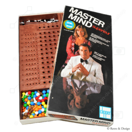 Discover the award-winning 1975 game: Mastermind Superior!