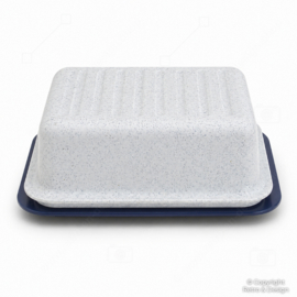 • TUPPERWARE & PLASTIC DESIGN