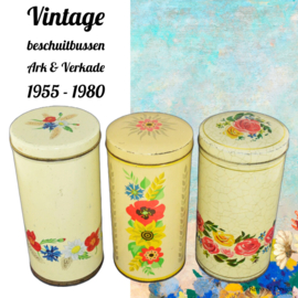 Set of three vintage biscuit/rusk tins made by Verkade and Ark