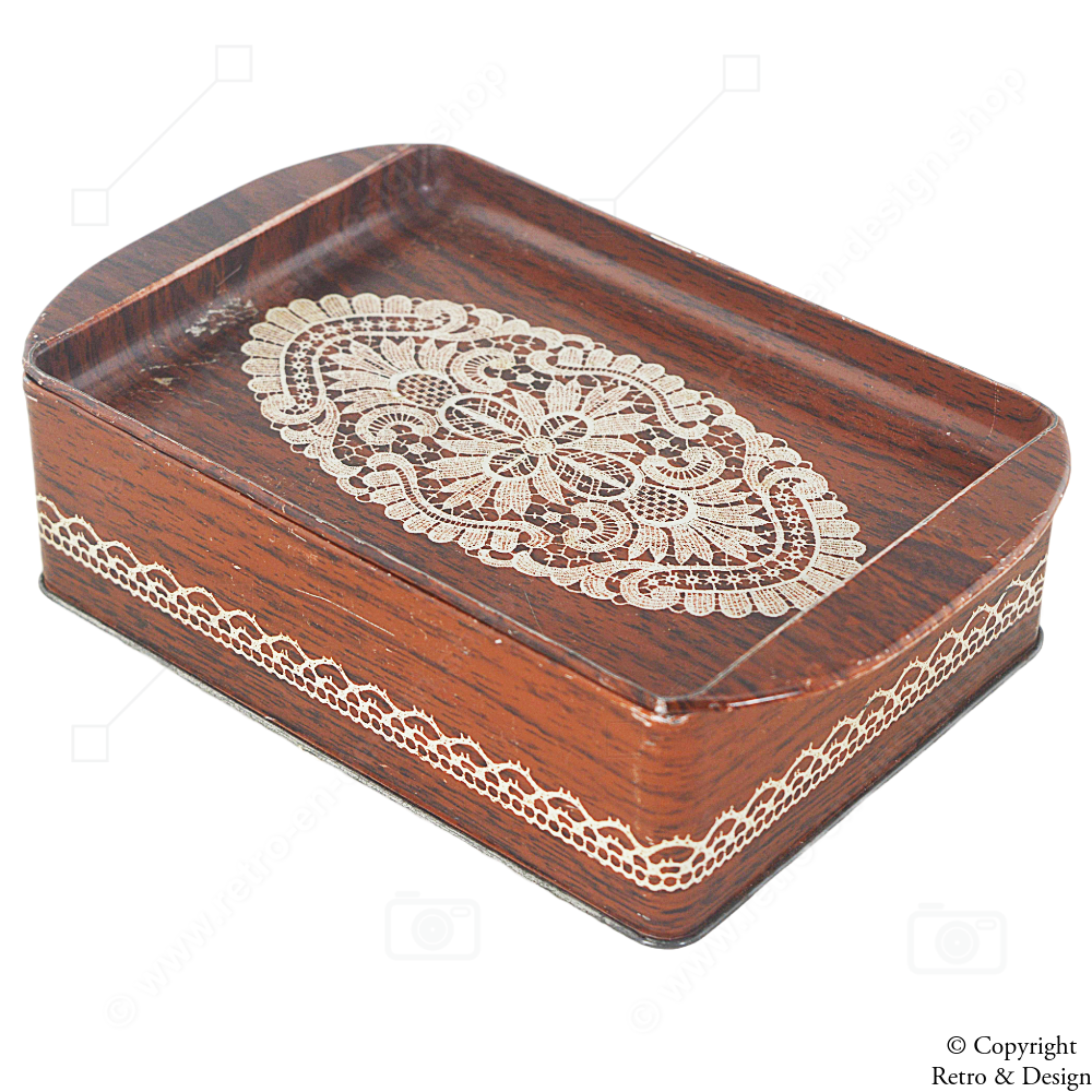 Vintage Verkade Metal Biscuit Tin – Woodgrain with Lace Doily Pattern (1967)