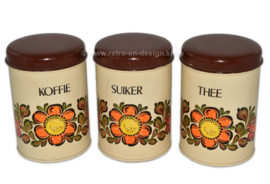 Set von drei Blechdosen für Kaffee, Zucker und Tee