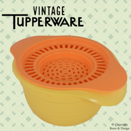 Descubre la conveniencia de este pequeño tazón Tupperware con colador