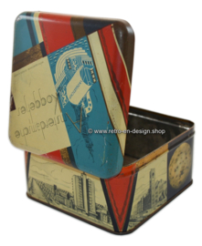 Square tin cookie jar for Amsterdam koggetjes cookies