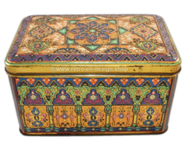 Multicolored vintage Dutch cookie tin