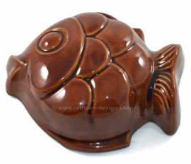 Molde de barro y pudín de cerámica marrón de West-Germany en forma de pez