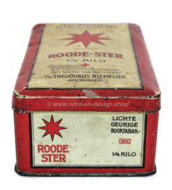 Vintage blikken doos voor tabak van Niemeijer “Roode-Ster Lichte Geurige Rooktabak”