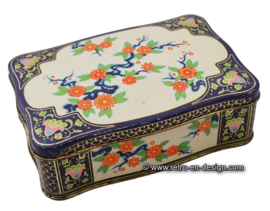 Vintage Blaue Keksdose mit Blumenmuster