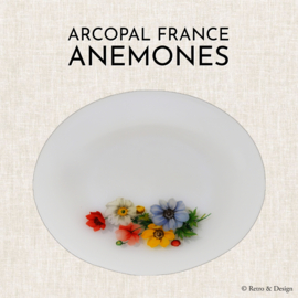 Assiette plate vintage à motif floral "Anémones" d'Arcopal France