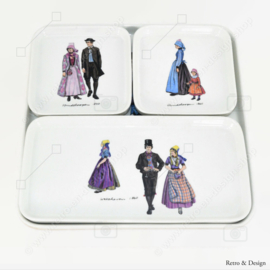 "Burgherdragt Serving set", juego de pastelería de porcelana de ocho piezas fabricado por Villeroy and Boch