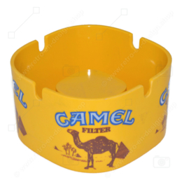 Vintage gele kunststof Camel asbak uit de jaren 70 van Melamine